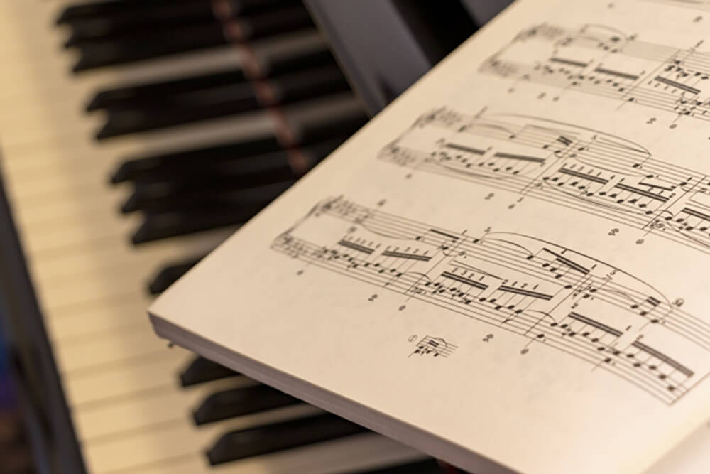 楽曲を記号などで表す楽譜